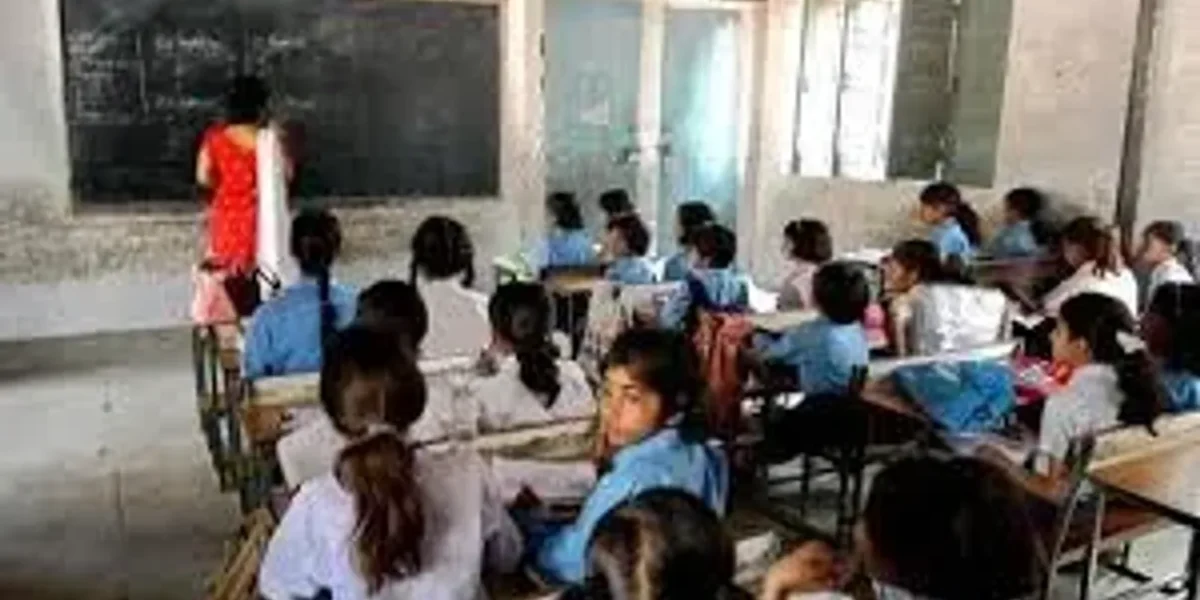 Bihar Education dept orders prefabricated classrooms, guest teachers to overcome shortage in govt schools