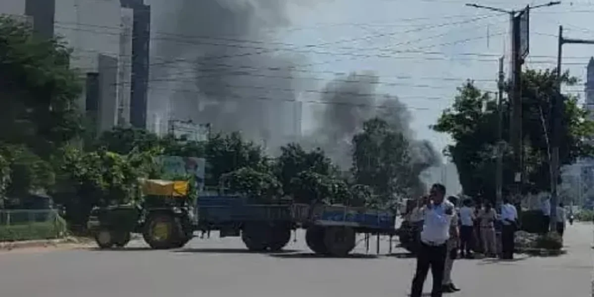 Gurugram: 14 shops vandalised, seven set ablaze as fresh violence erupts in Badshahpur