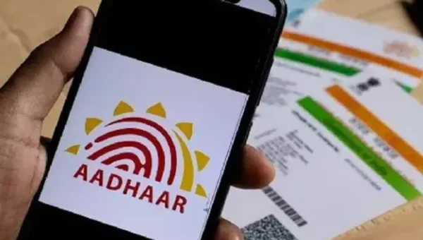 Aadhaar scam: Government issues strict warning about fake emails or WhatsApp messages