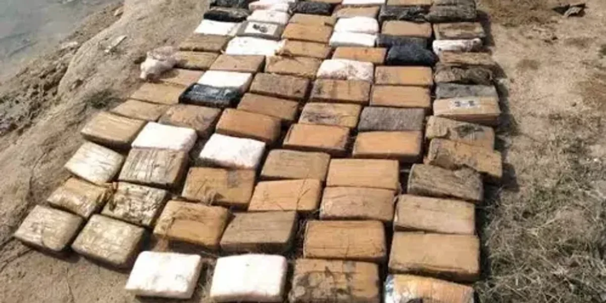 Rs 800 crore cocaine seized near Gandhidham in Gujarat