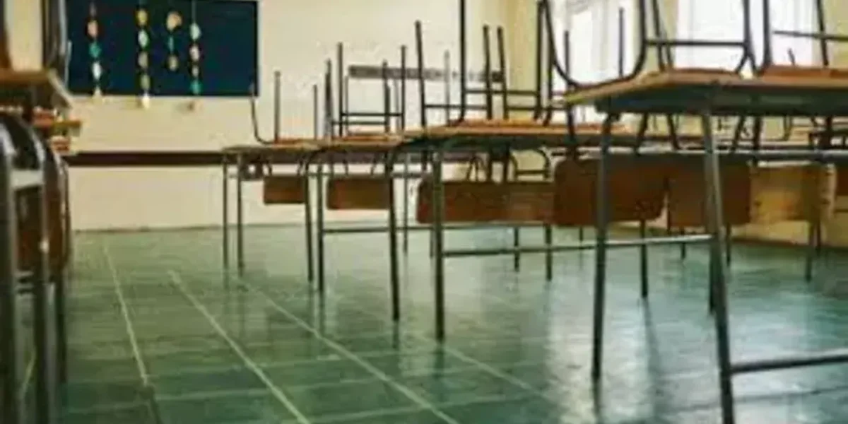 All schools in Lucknow will remain closed today due to weather conditions
