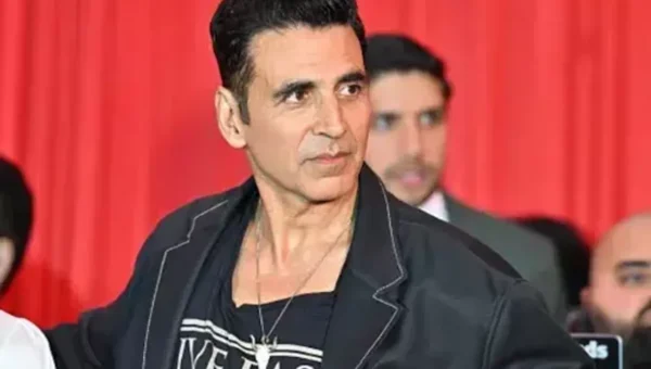Netizens criticise Akshay Kumar’s new ad for tobacco brand, remind him of his decision to ‘step back’