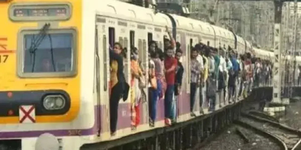 Thane Railway Station collects over Rs 8.6 Lakh fine from ticketless passengers in a day