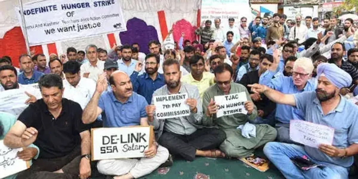 Special education teachers on indefinite hunger strike