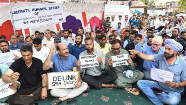 Special education teachers on indefinite hunger strike