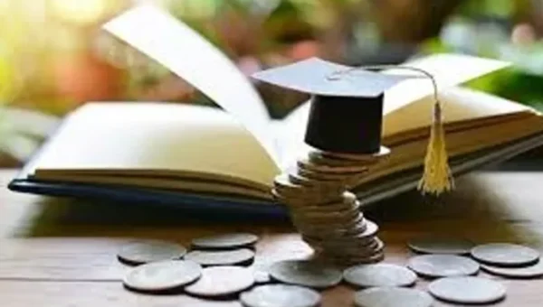 Education Ministry hikes stipends for PhD students and scholars
