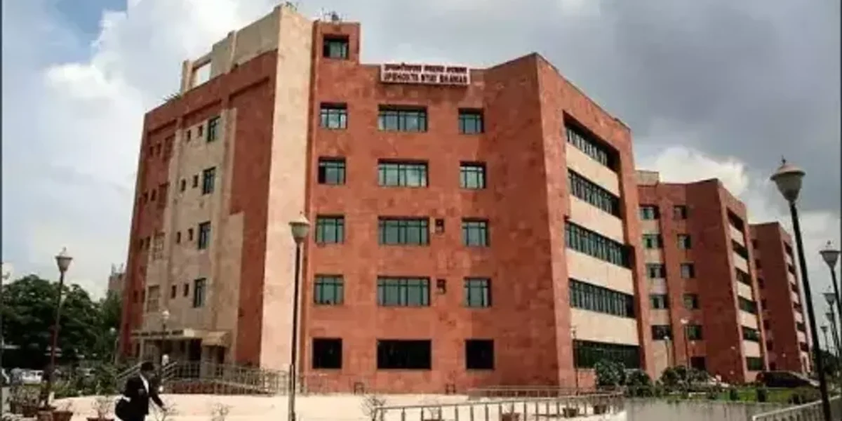 Episiotomy done by Pharmacist: Delhi Hospital told to pay compensation for medical negligence