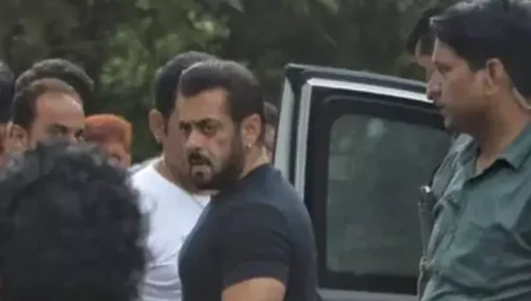Salman Khan’s security reviewed after he gets death threat