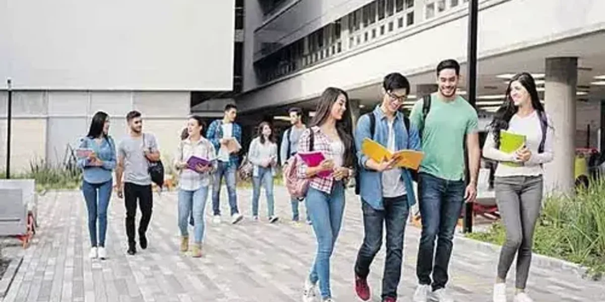 Indian students invited to take up higher education in Russia