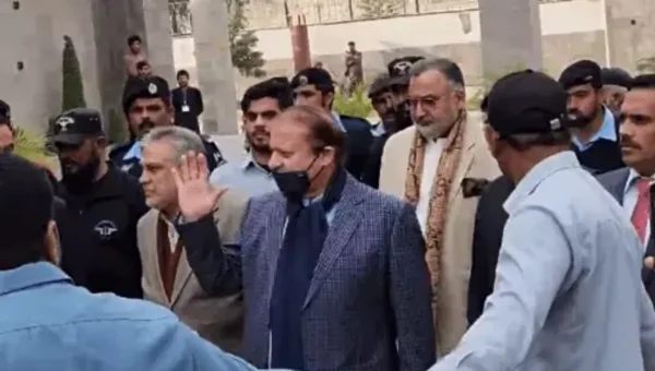 Pakistan court acquits Nawaz Sharif in Avenfield case
