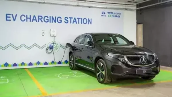 Tata Power establishes electric car charging stations on Chd-Shimla highway