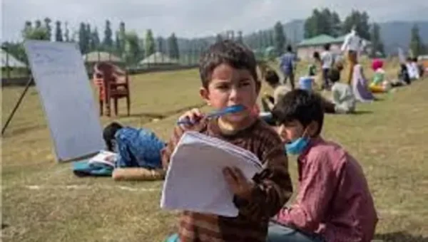 School timings change in Kashmir amid unpredictable weather conditions