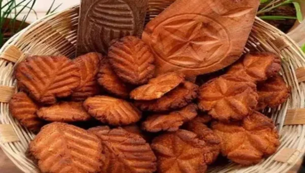 Chhat Special Thekua Recipe: The sweet taste of Khajur or Thekua is believed to bring togetherness and happiness in the family