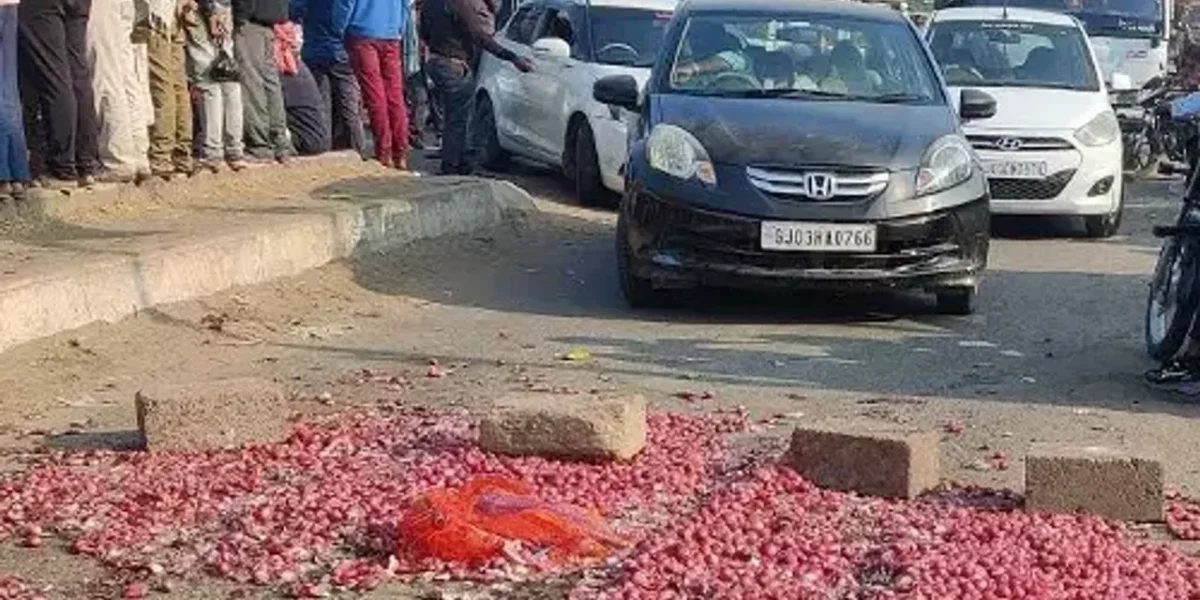 Onion export ban triggers protests among farmers, traders in Gujarat
