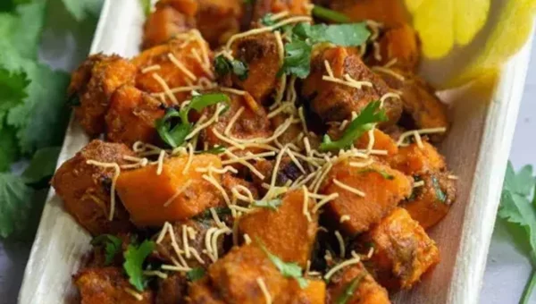 Sweet Potato Chaat Recipe: If you love sweet potatoes, then this chaat can be a great counterpart for your normal aloo chaat