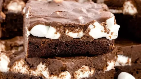 Marshmallow Brownies Recipe: These brownies are fudgy and are layered with marshmallows