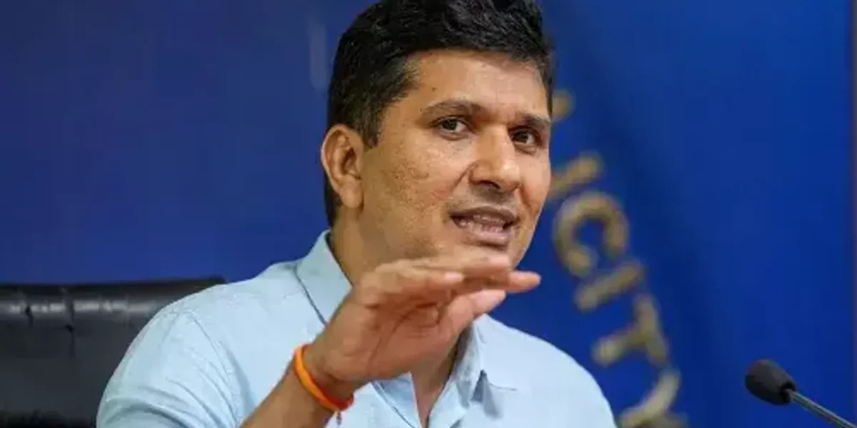 Bharadwaj demands action against health secy over ‘fake’ medicine row