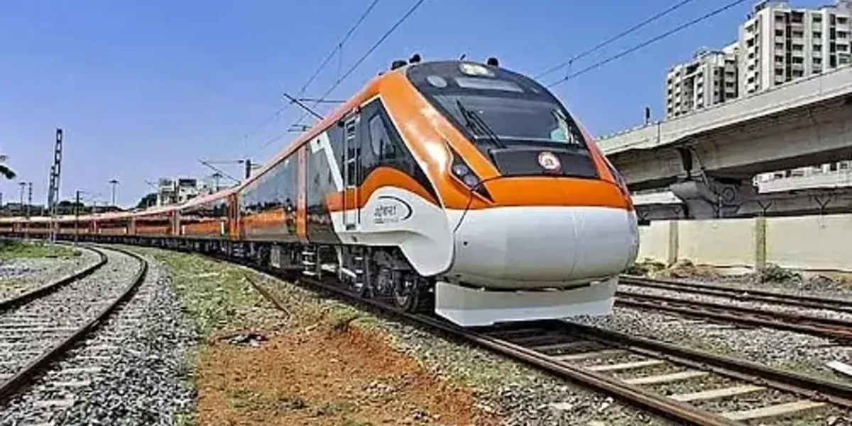 Indian Railways: PM Modi flags off Second Delhi-Varanasi Vande Bharat Express