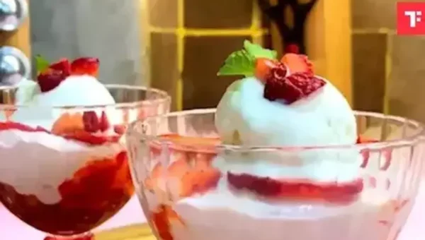 Mulled Strawberry Crumble Recipe: A delicious dessert that’s a combination of healthy ingredients