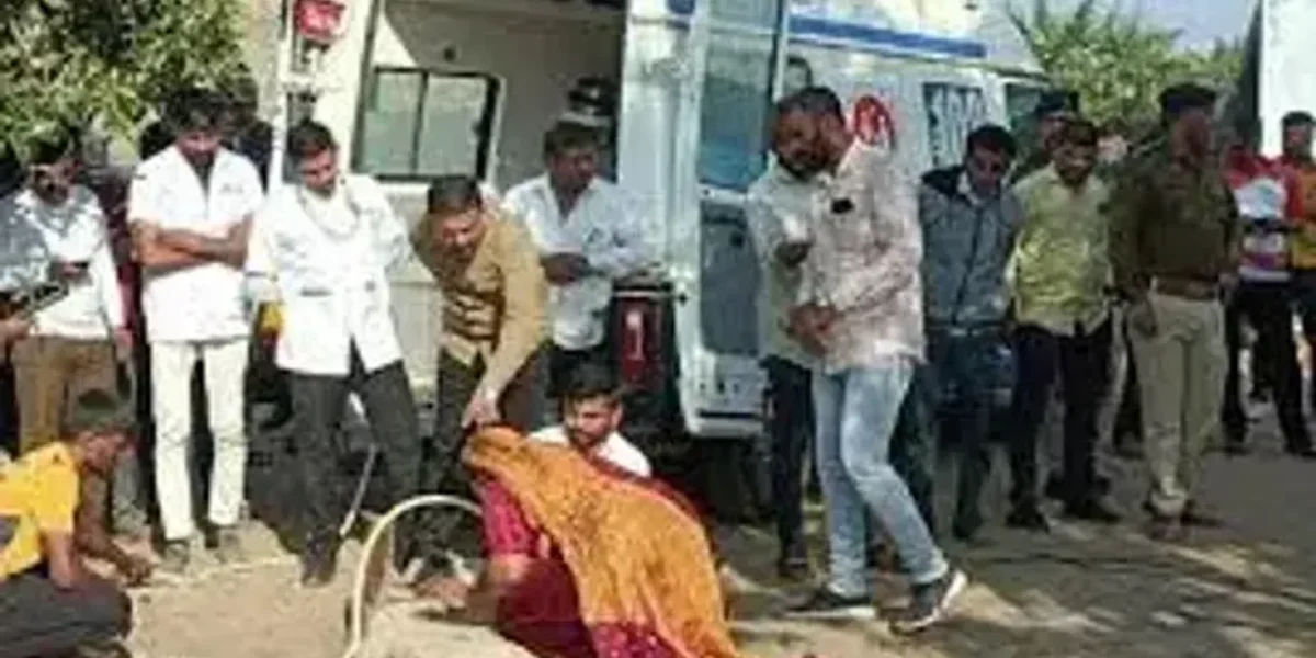 Three-year-old girl rescued from borewell in Gujarat village dies