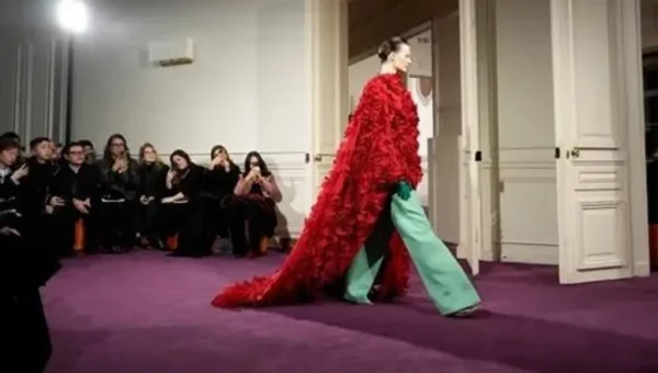 Paris Fashion Week: Jennifer Lopez shimmies, Elie Saab shimmers, and Valentino’s Piccioli rediscovers his mojo