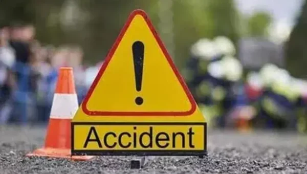 Odisha: 3 school children killed, 11 injured as picnic bus collides with truck