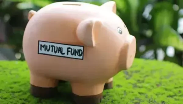 AMFI data: Inflows into equity mutual funds hit ₹17,000 crore in December 2023, showing 9% jump