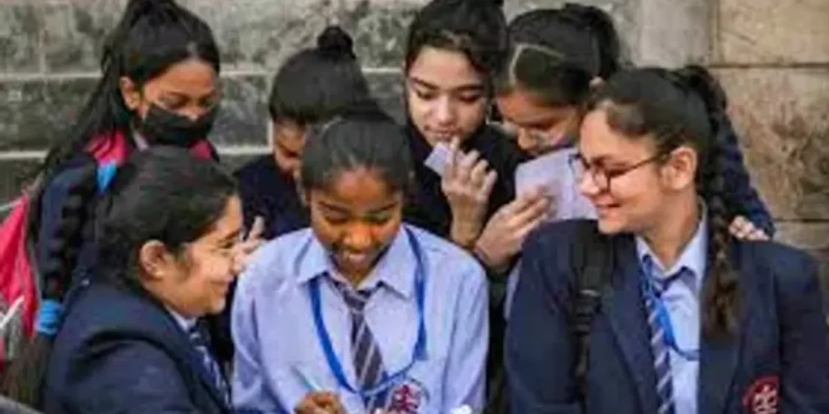 Report: CBSE new rules propose 3 languages, 7 other subjects in Class 10; 6 papers in Class 12
