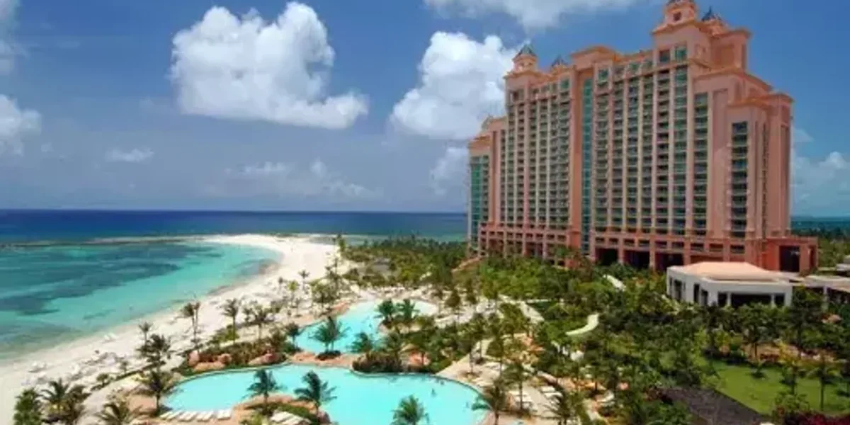 Bahamas refutes US travel warning, PM assures tourists they are ‘safe and welcoming