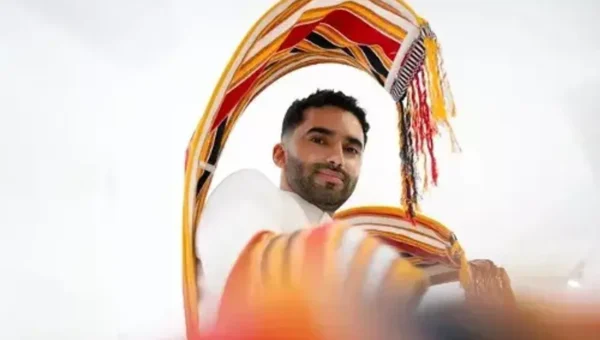Saudi fashion designer inspires futuristic cultural attire