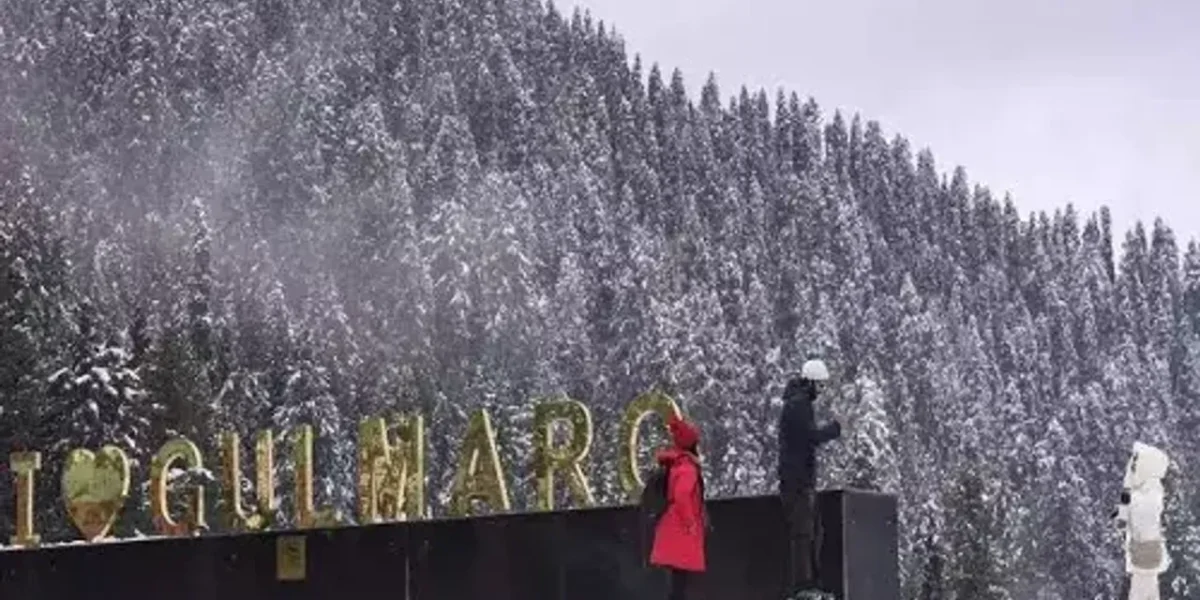 Gulmarg and Gurez in Kashmir experiences fresh snowfall
