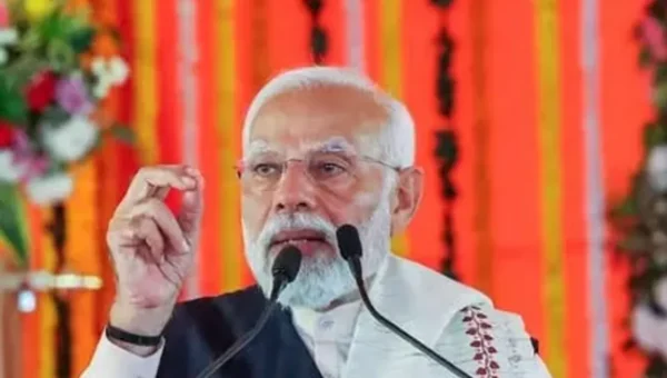 PM Modi unveils multiple development projects worth 15,000 crore rupees in West Bengal