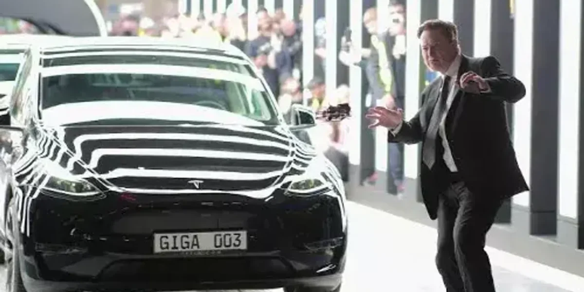 Elon Musk visits China as Tesla seeks self-driving technology rollout