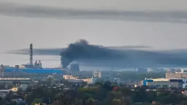 Russian air strikes destroy Kyiv’s major power plant