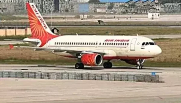To woo NRI voters, Jalandhar travel agents announce 50 % cut on flight bookings