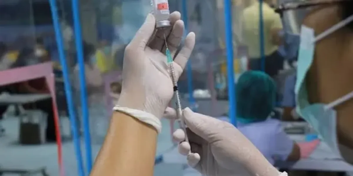 Covishield vaccine may cause rare side effect, AstraZeneca admits in UK court