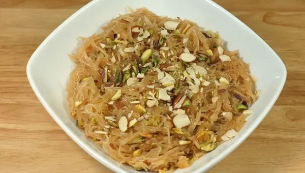 Meethi Seviyan Recipe: A very common dessert served at festivals. It’s prepared in no time and tastes extremely delicious