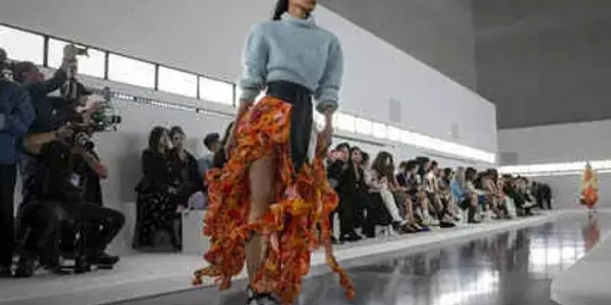 Louis Vuitton holds ‘Voyager’ fashion show in Shanghai