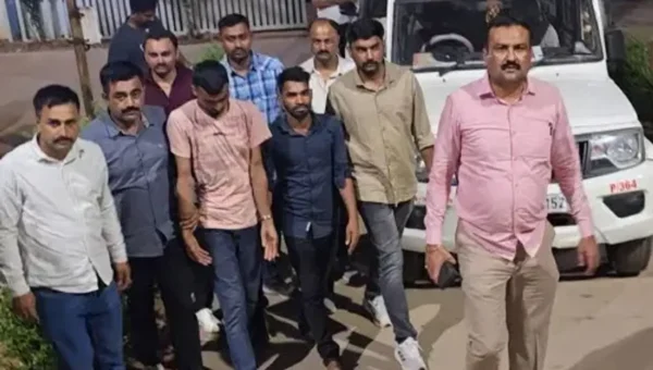 Shooters in Salman Khan house firing arrested by Mumbai Police in Bhuj, Gujarat