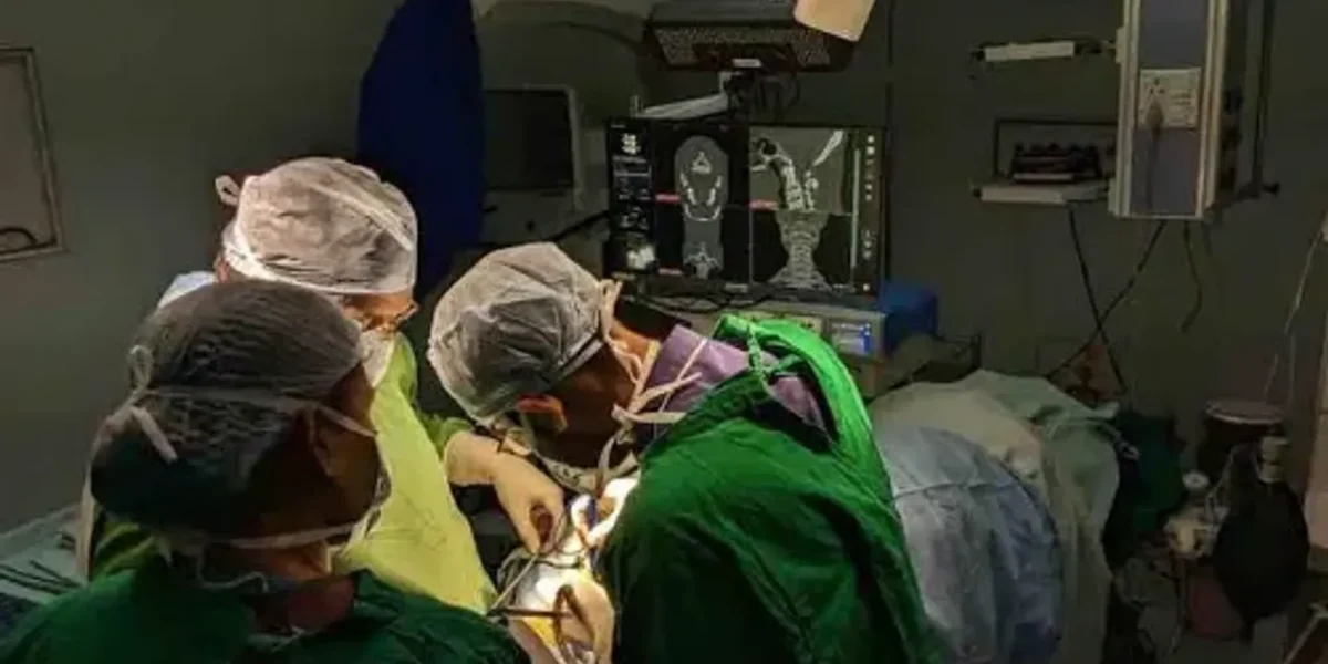 Government hospital asked workers to limit mobile phone use in critical areas