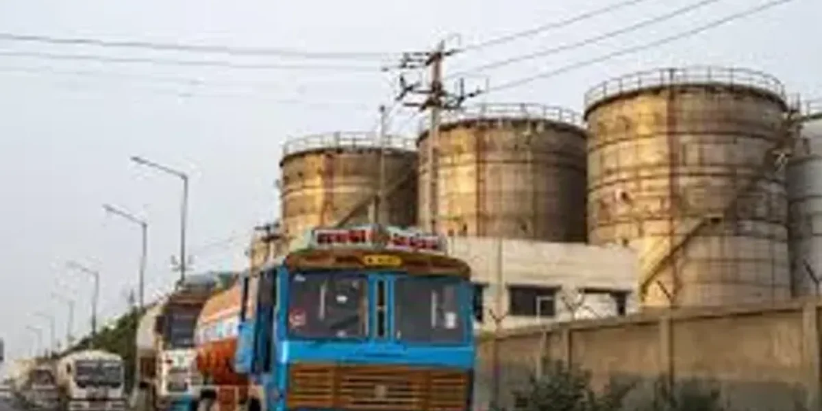India’s Russian oil imports flow heavy despite tighter sanctions