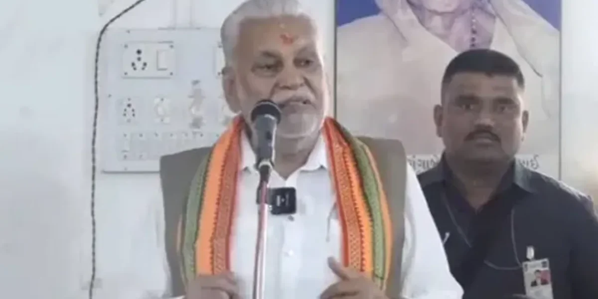 Gujarat government in damage-control mode amid Kshatriya campaign against Parshottam Rupala
