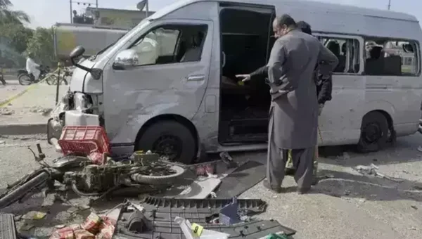 5 Japanese escape unhurt, Pakistani security guard killed in suicide bombing attempt in Karachi