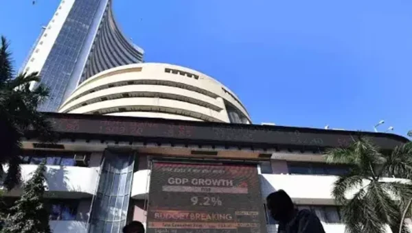 Sensex up 450 pts, Consumer Durables shine; Vi FPO sails through