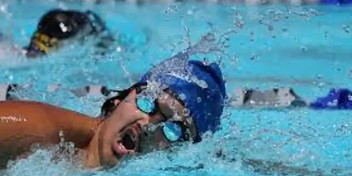 Ahmedabad: 80 swimmers take part in fin swimming meet