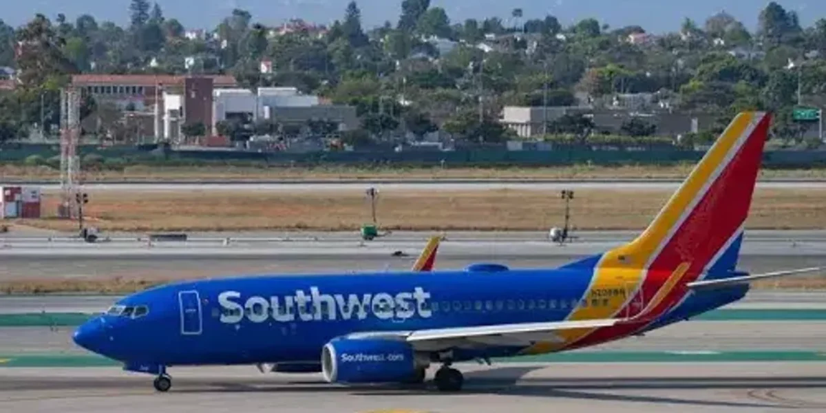 Thousands of passengers across US were stranded as Southwest Airlines faced major system outage