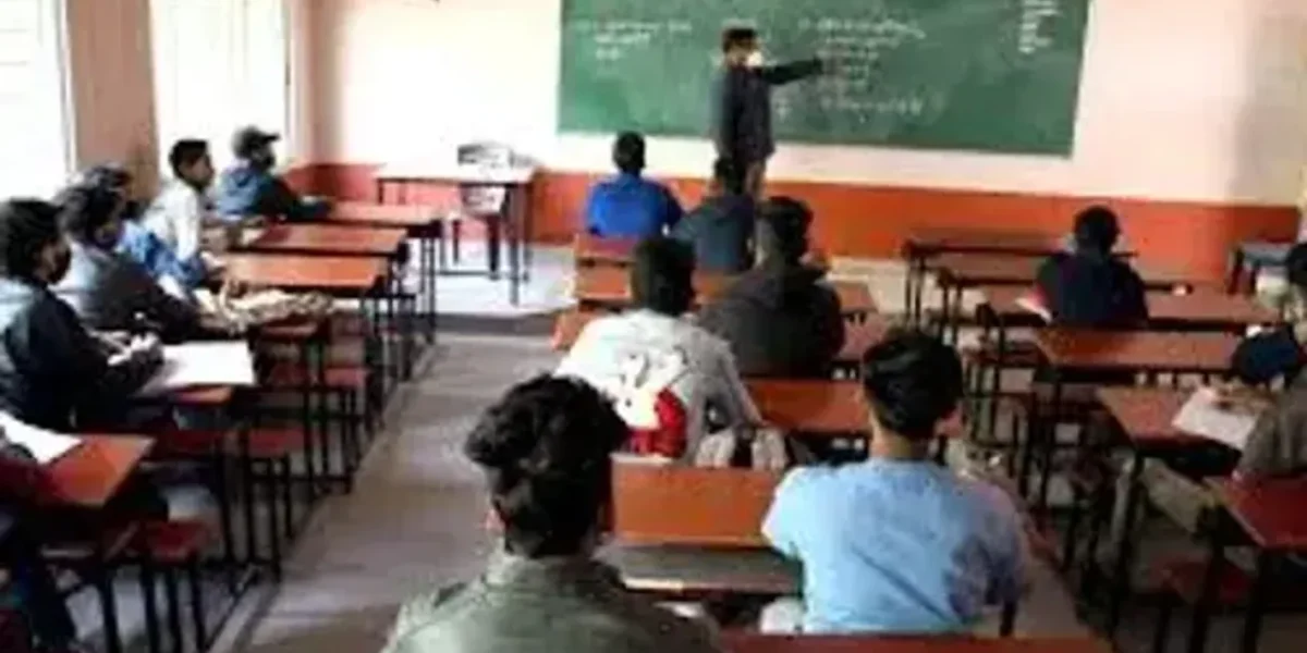 Jharkhand: All schools reopen as weather improves