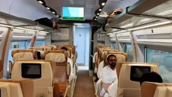 Indian Haj pilgrims travel from Jeddah to Makkah in high-speed train for first time