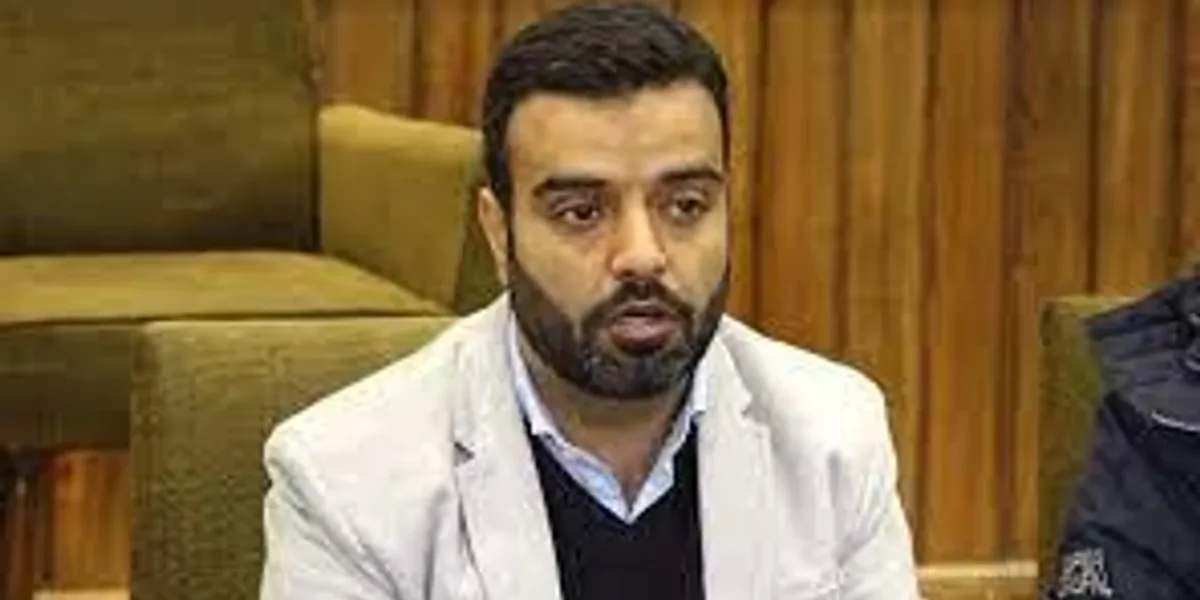 Mian Altaf, Ruhullah Mehdi call for rescheduling of exams