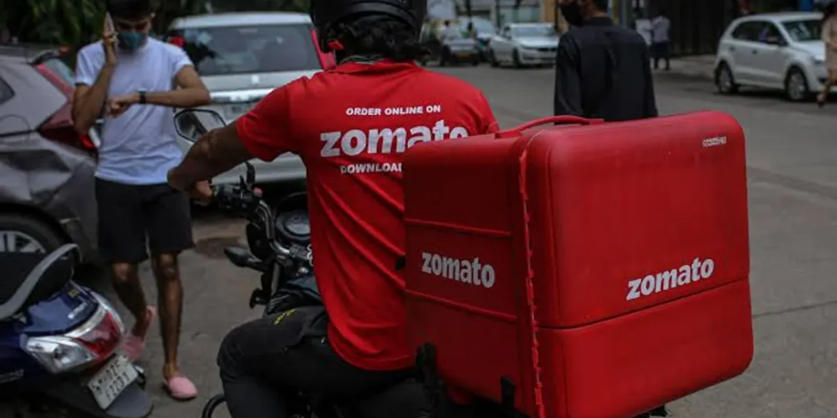 Zomato in talks to buy Paytm’s movies, events biz for Rs 1,500-cr